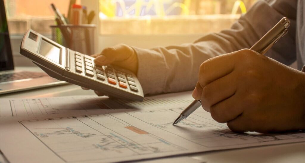 Evaluating workplace plan investment options for retirement.
