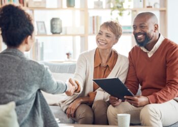 Reviewing financial habits to improve future retirement outcomes.